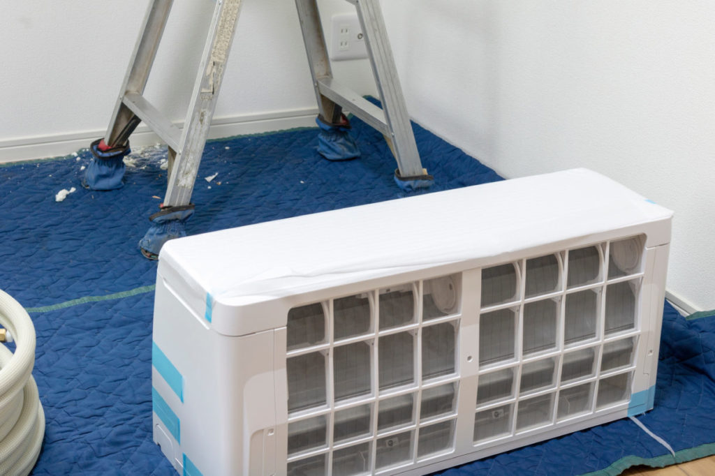 エアコン取り付け