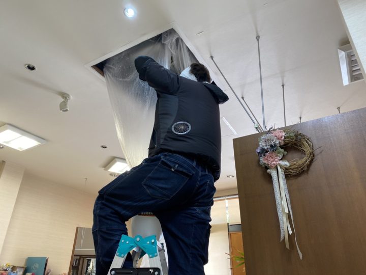 エアコン本体を養生